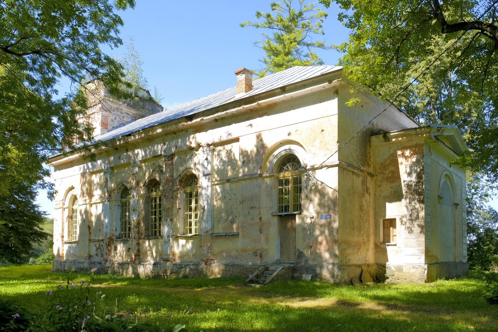 Vecsaules evaņģēliski luteriskā baznīca