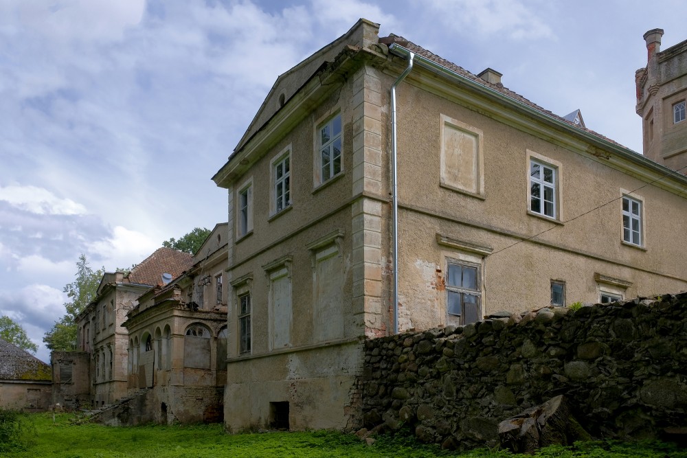 Šķēde Manor House