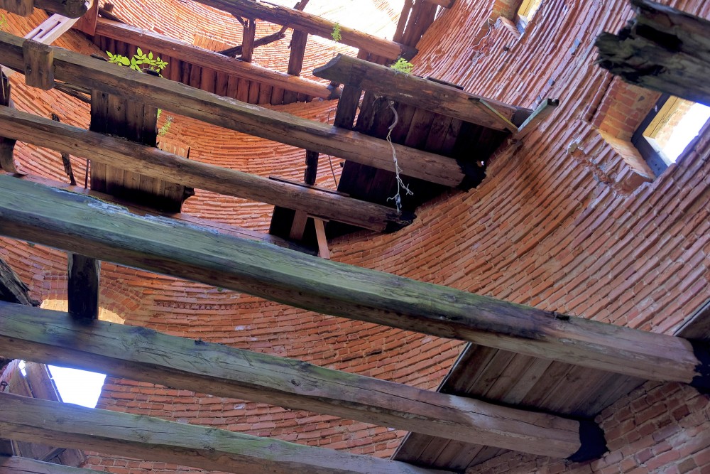 Sveķu vējdzirnavu iekšpuse