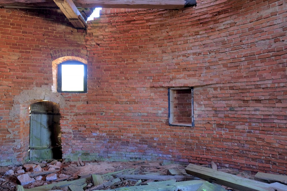 Sveķu vējdzirnavu iekšpuse