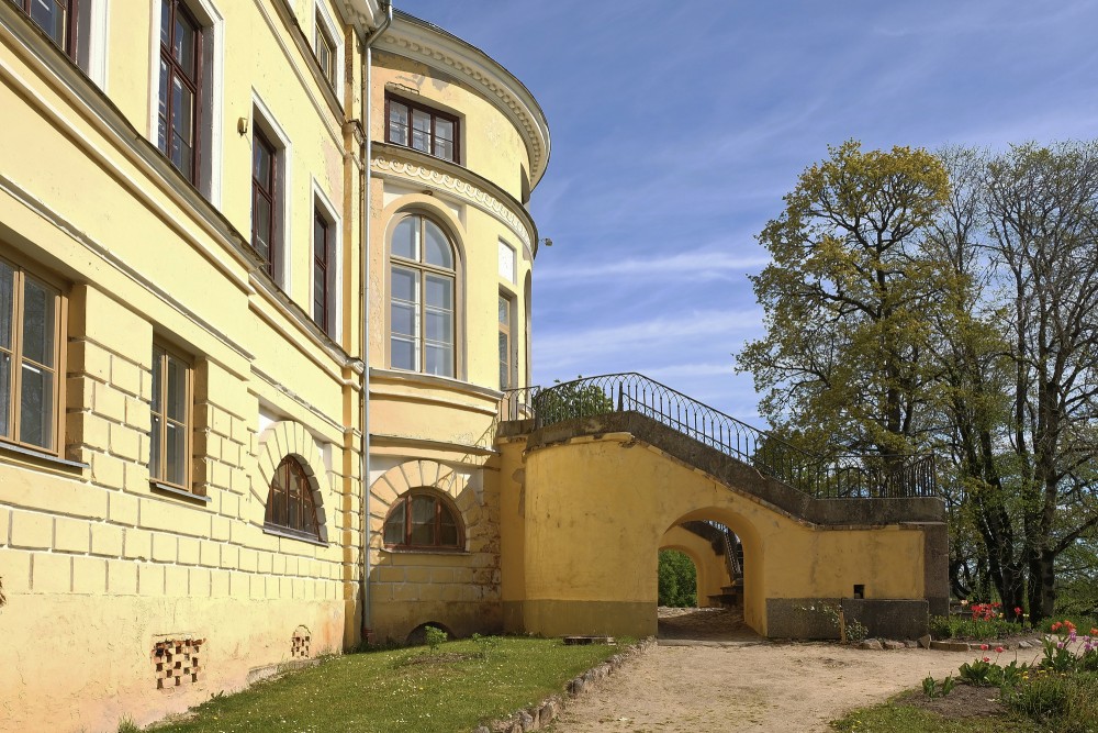 Remtes muižas pils