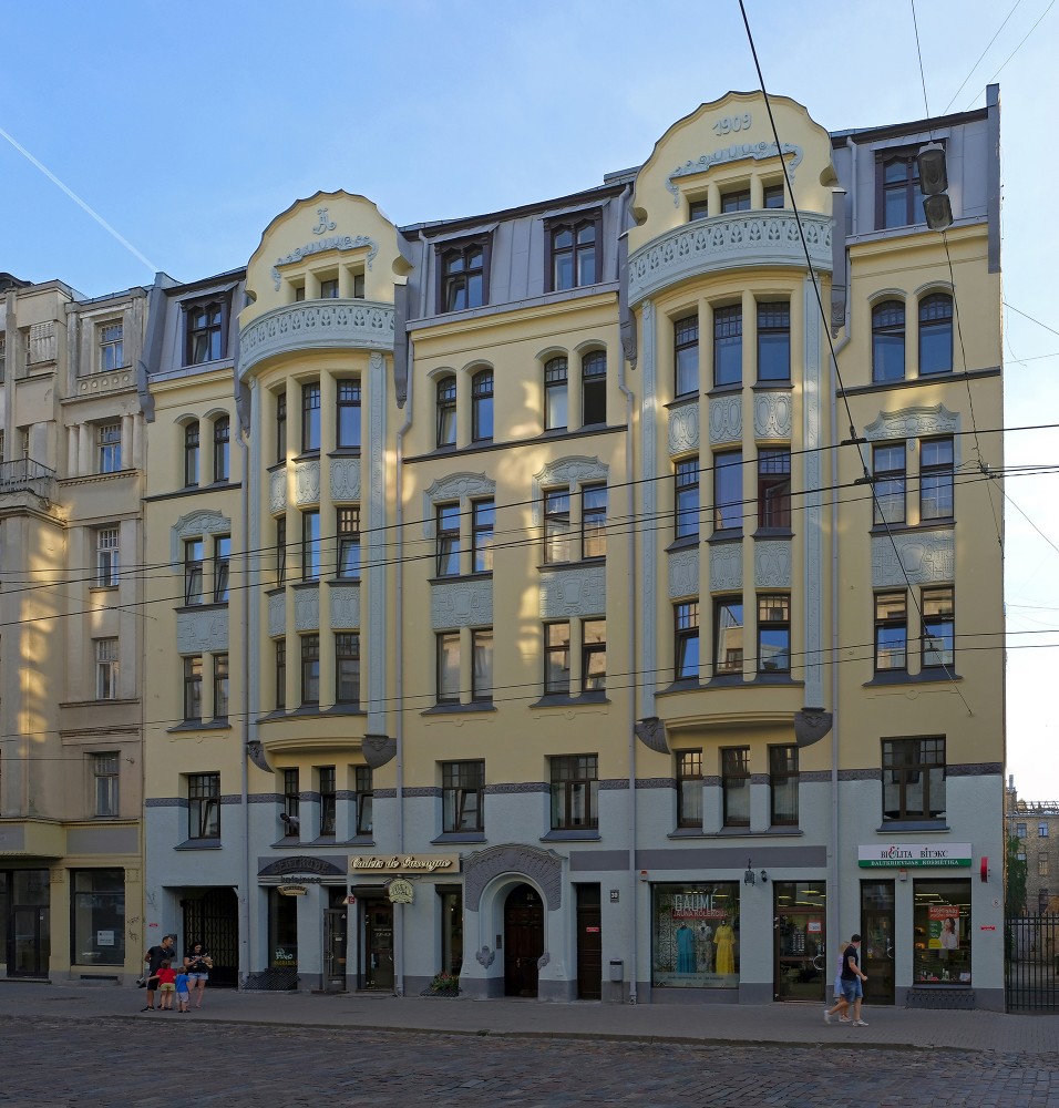 Riga, Ģertrūdes Street 30