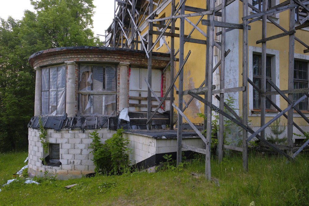 Buku Manor (Suddenbach)