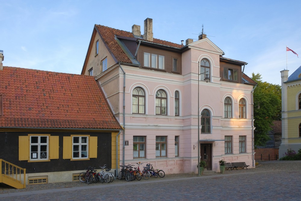 Kuldīgas vecpilsēta, Baznīcas iela 3