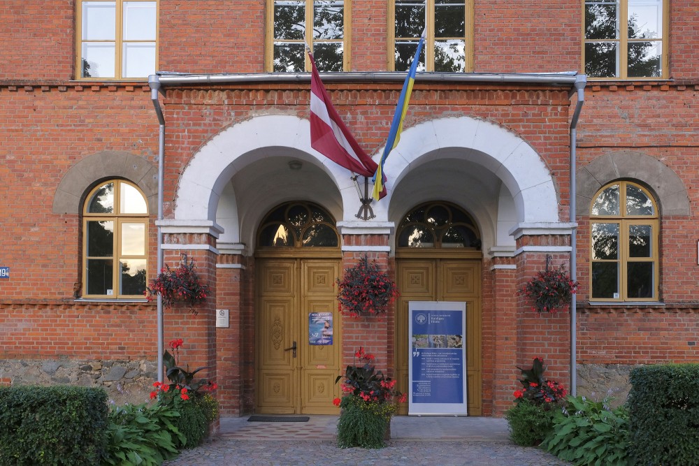 Ieejas portāls, Kalna iela 19, Kuldīga