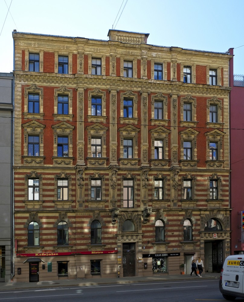 Riga, Lāčplēša Street 36