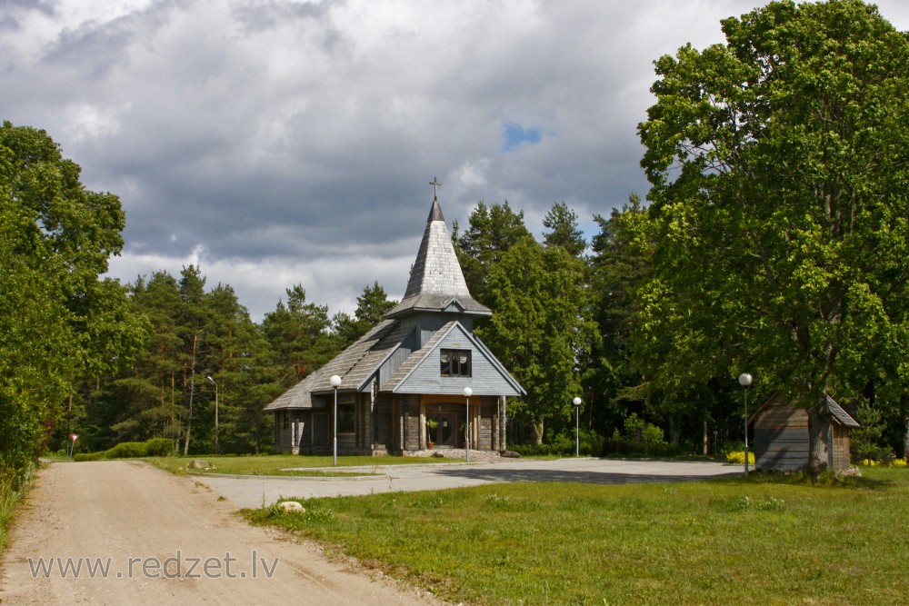 Usma Wooden Church