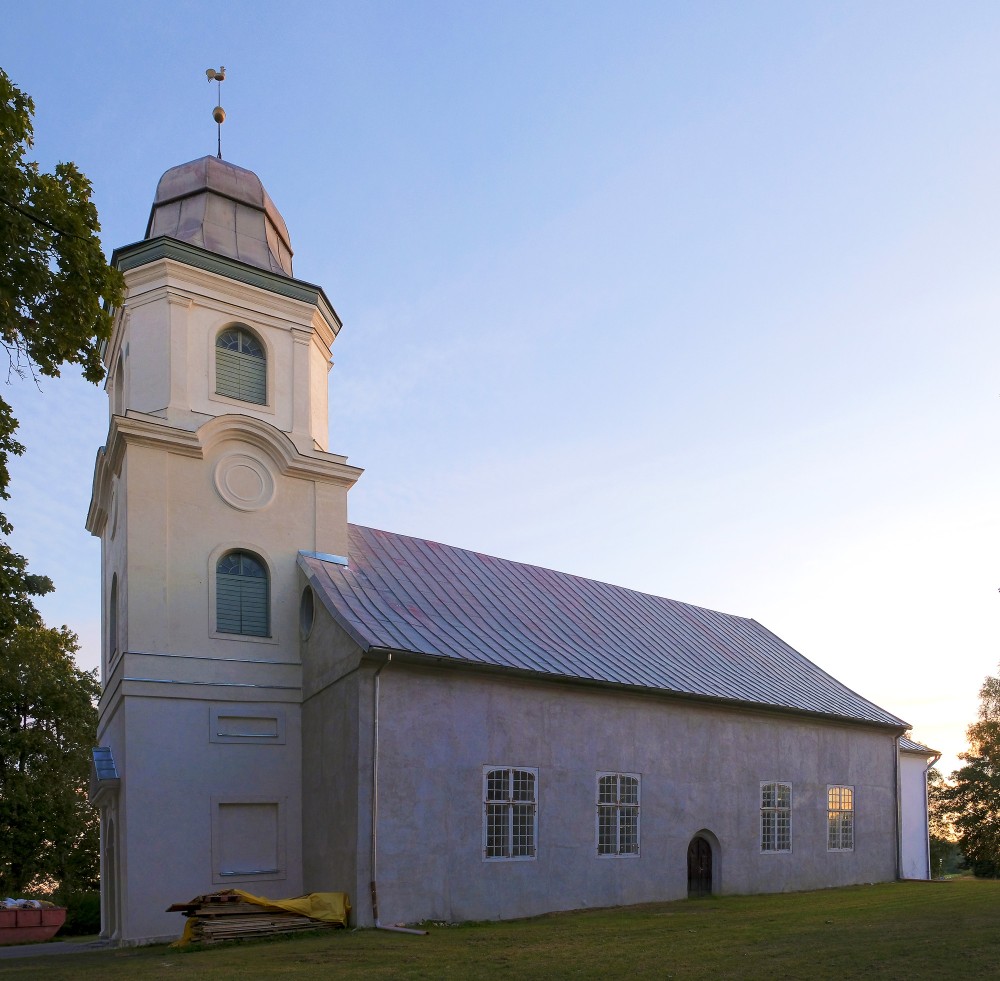 Madlienas evaņģēliski luteriskā baznīca