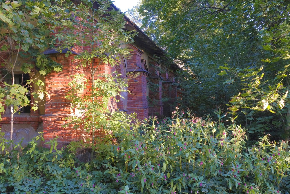 Zaubes muiža saimniecības ēka