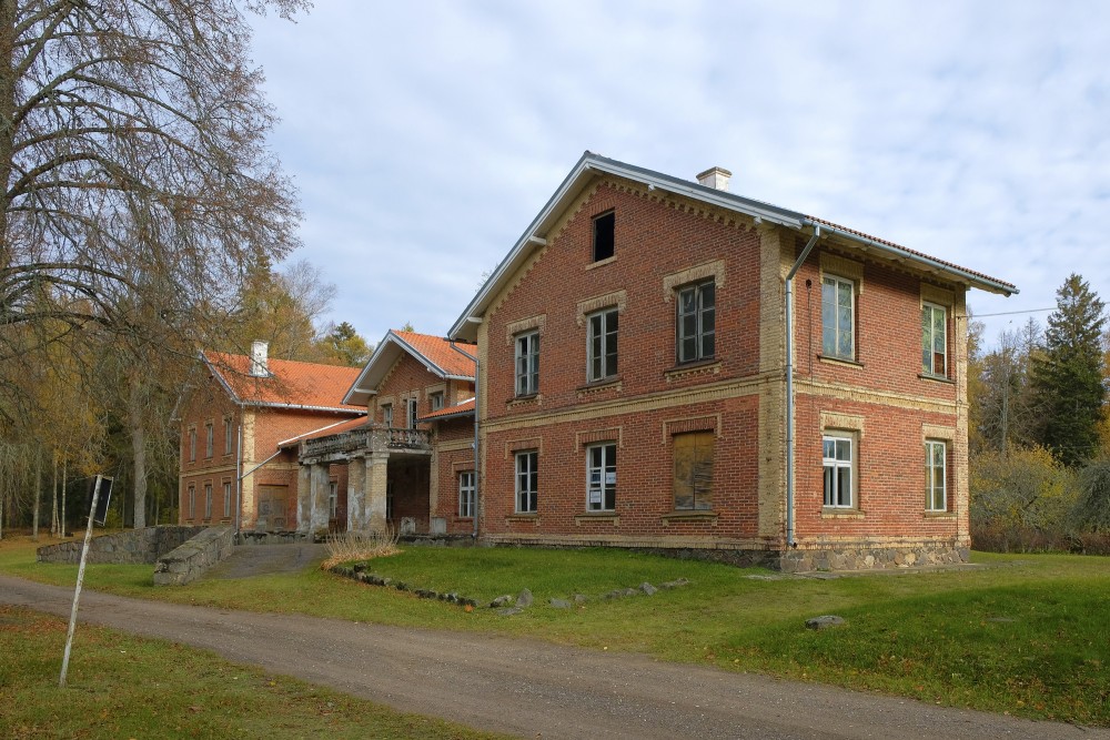 Lāņu (muiža) medību pils