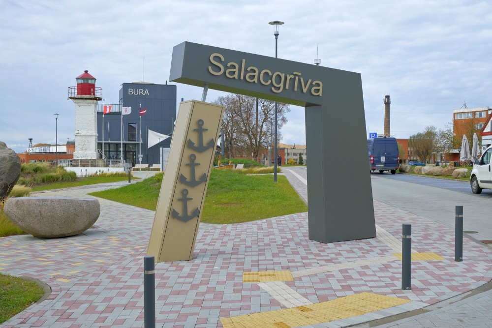 Salacgrīva Lighthouse