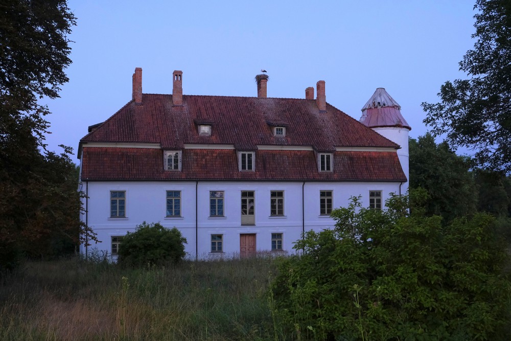 Vormsāte Manor House