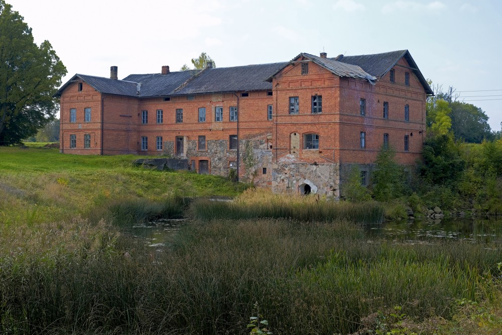 Bēnes ūdensdzirnavas