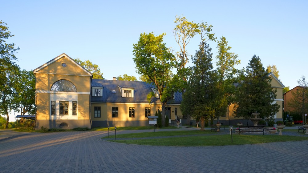 Skrunda Manor Palace
