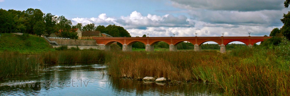 Kuldīgas velvju tilts