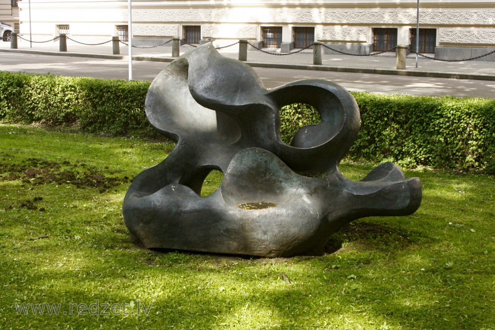 Decorative sculpture - Swan in Riga