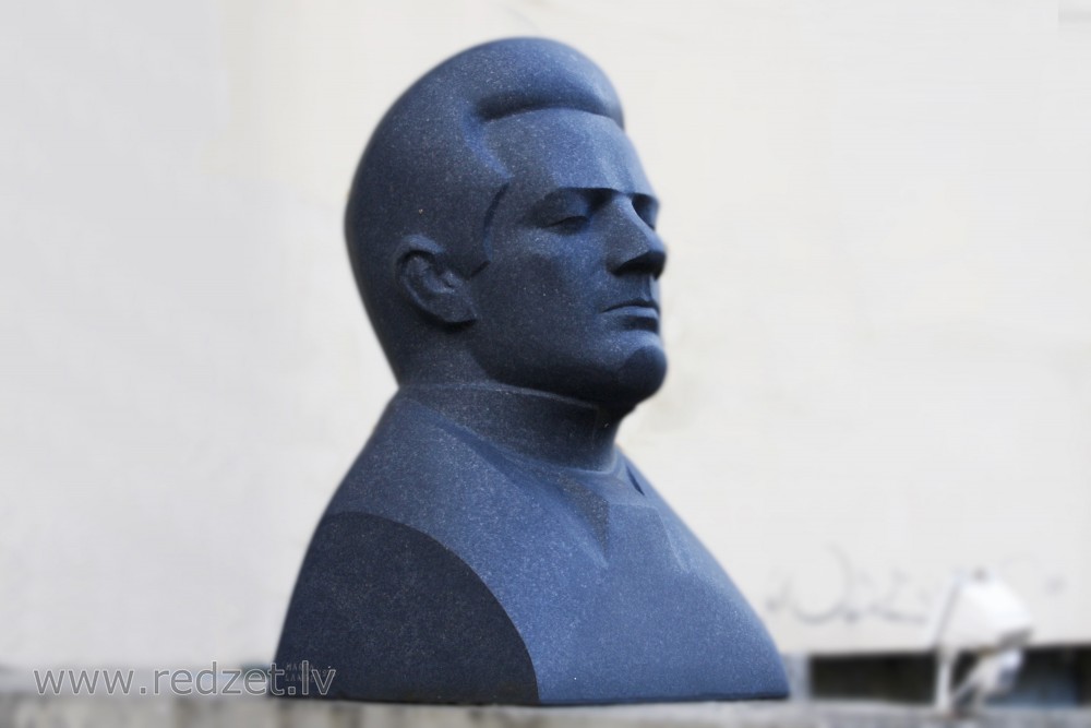 Marta Lange. Emīls Dārziņš, 1975