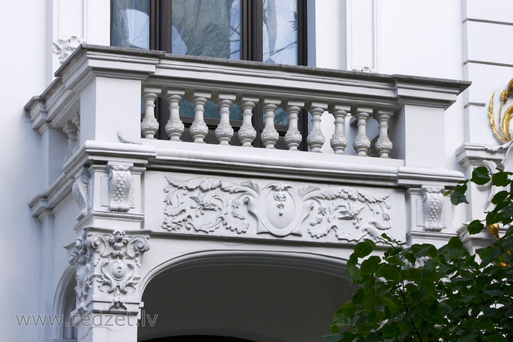 Balkons (Ausekļa iela 4)