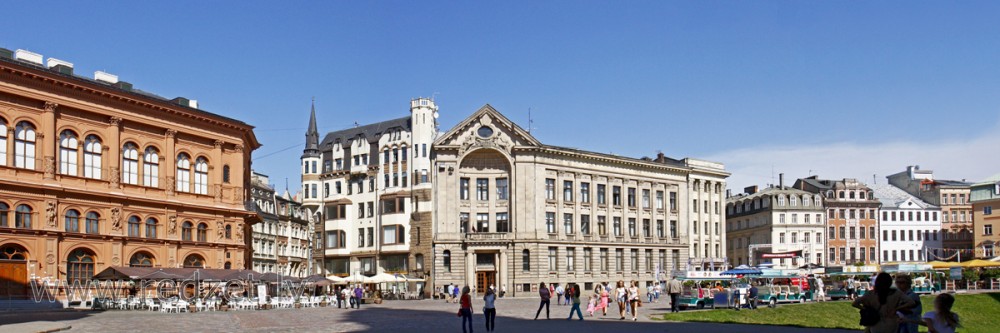 Doma laukums, Rīga
