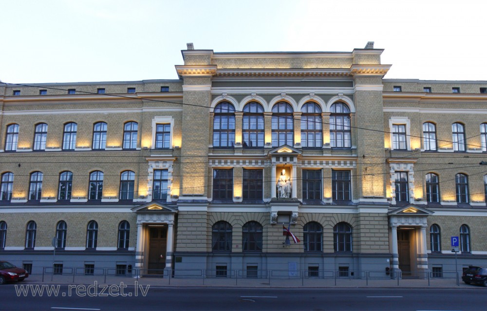 Rīgas Valda Zālīša sākumskola (Kalpaka bulvāris 8)