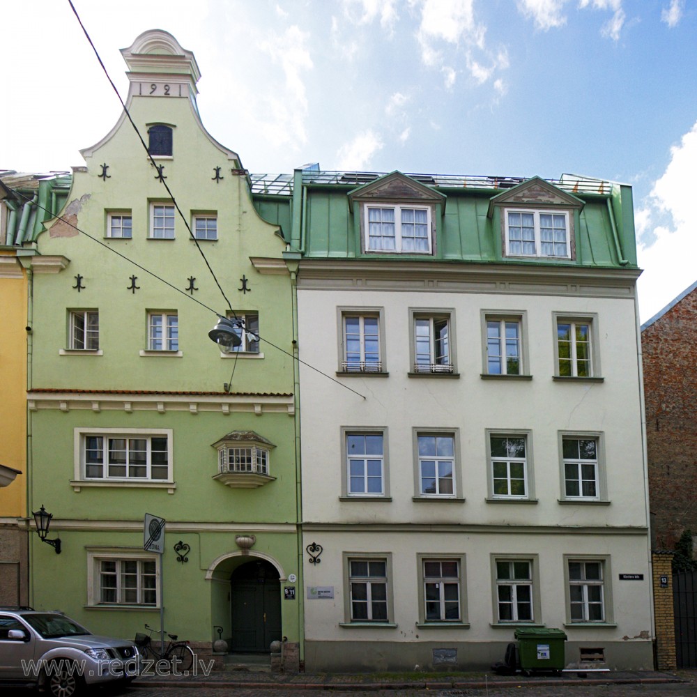 Rīga, Klostera iela 9/11