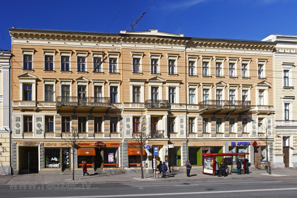 Rīga, Krišjāņa Valdemāra iela 17a