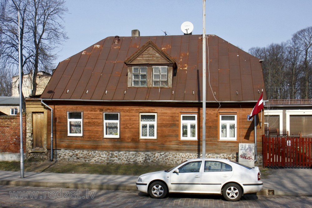 Rīga, Maskavas iela 141