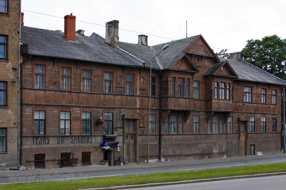 Rīga, Mūkusalas iela 17