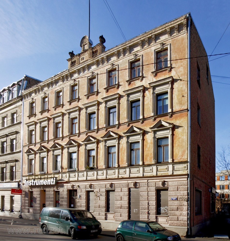 Rīga, Firsa Sadovņikova iela 13