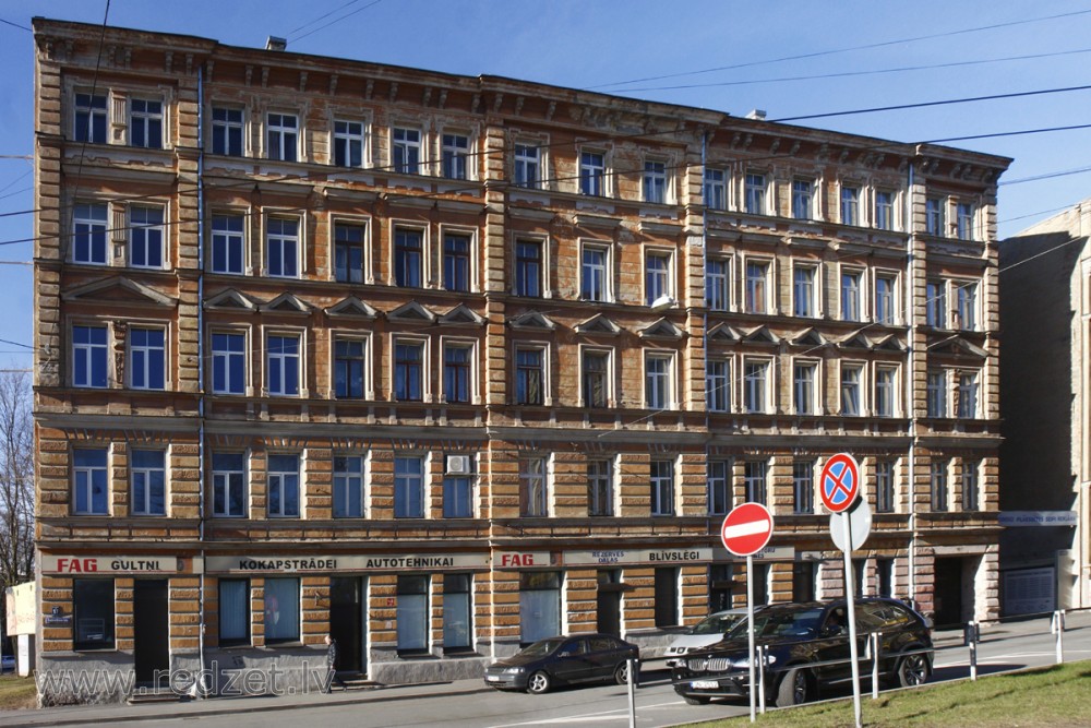 Rīga, Firsa Sadovņikova iela 17