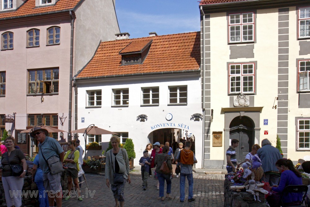 Konventa sēta (vārti)