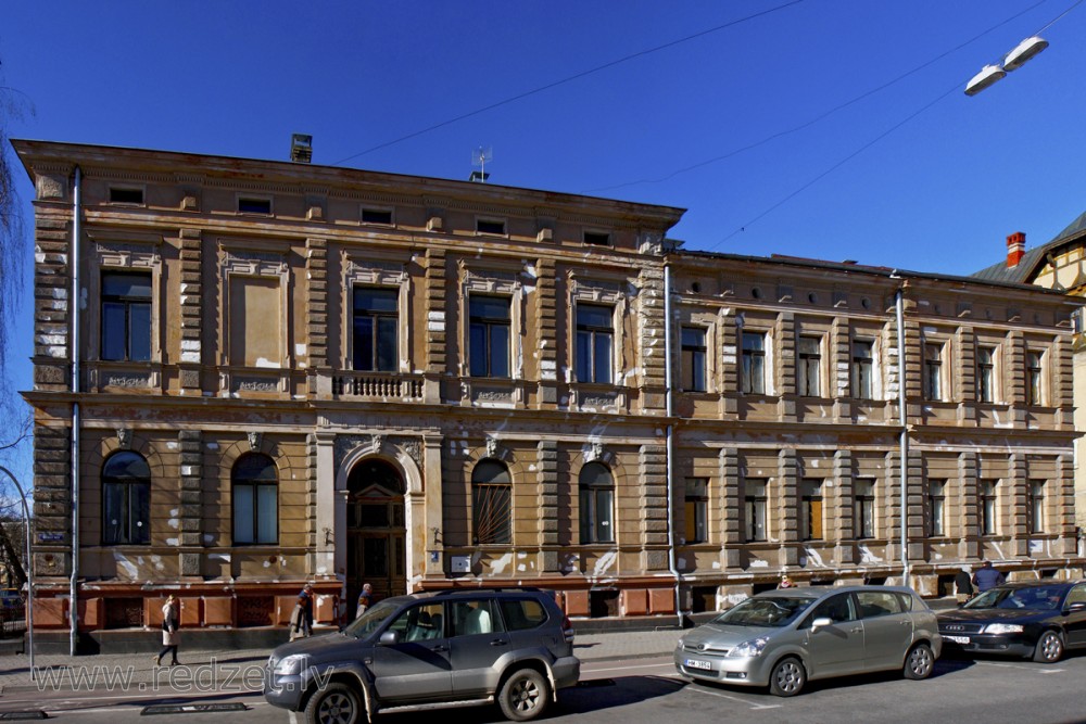 Rīga, Skolas iela 1