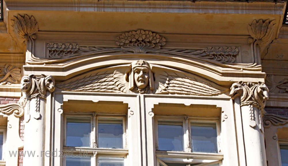 Decorative Mouldings of Art Nouveau Building Facade (Smilšu 2, Riga)