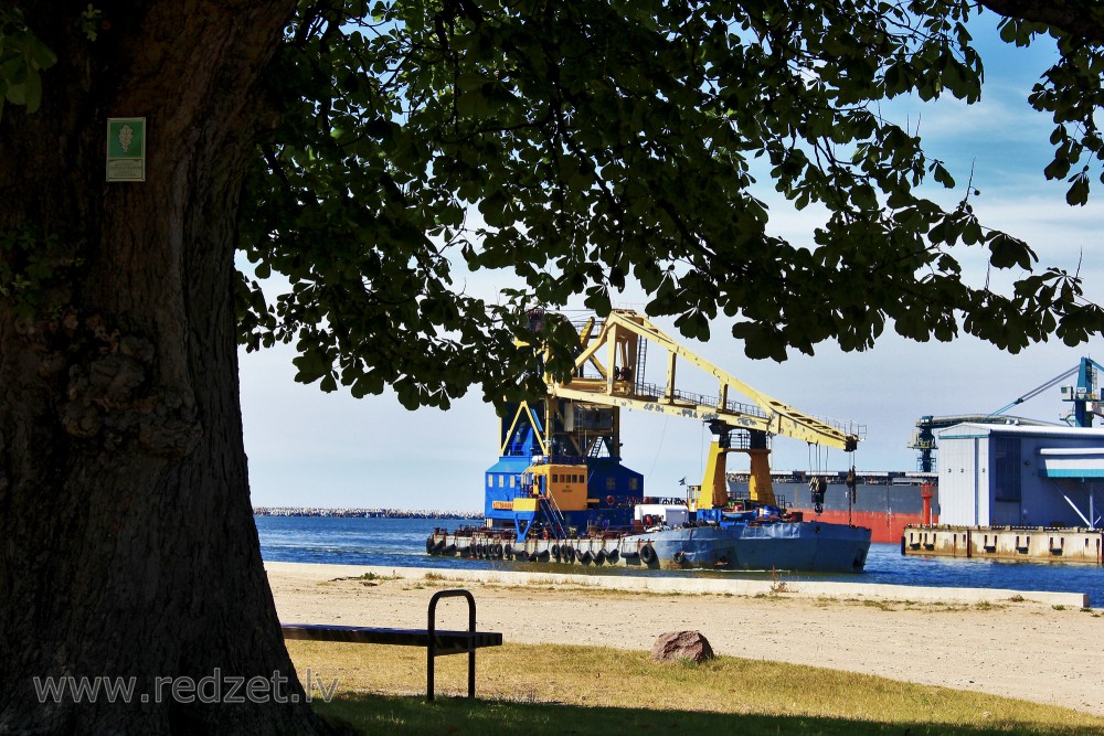 Floating Crane in Ventspils' Port