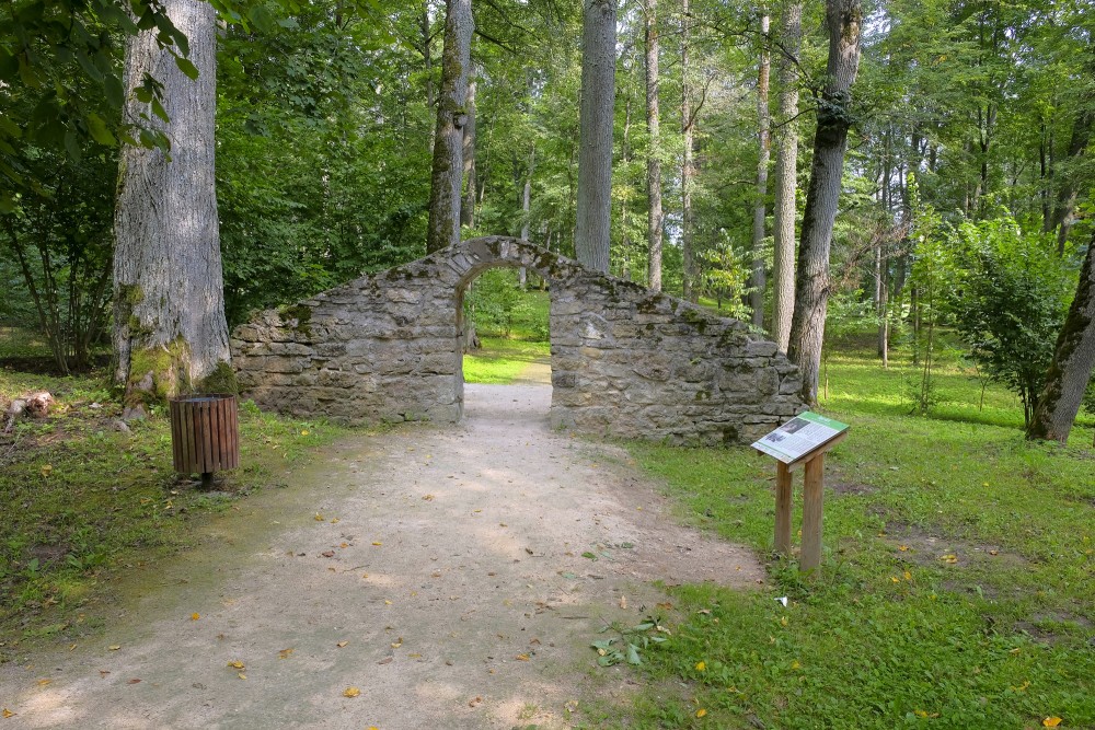 Jāņa vārti Kokneses parkā