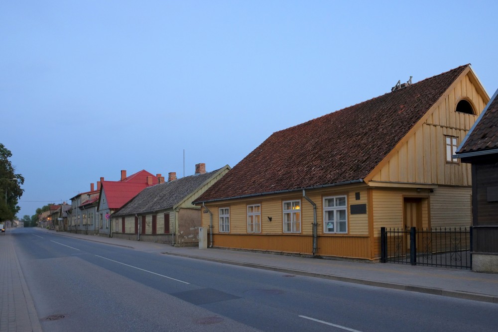 Kalvenes Street 10, Aizpute