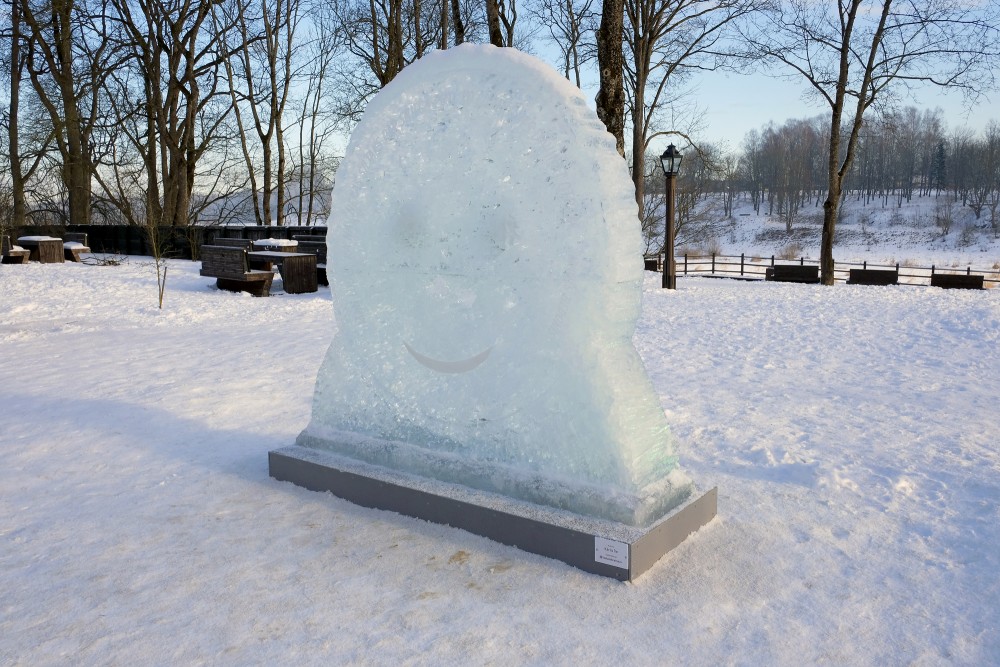 Ice sculpture in Kuldīga (Author: Kārlis Īle)