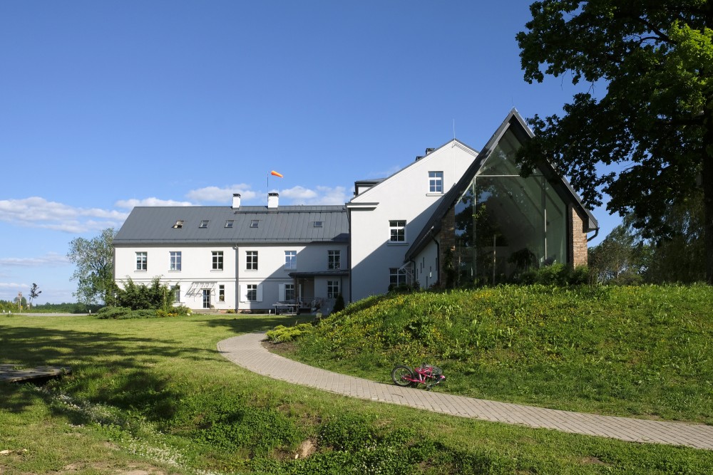 Barbele Boys School from Chapel Side