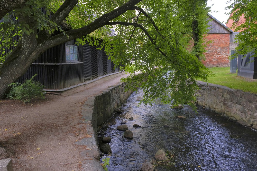 Alekšupīte netālu no Kuldīgas novada domes
