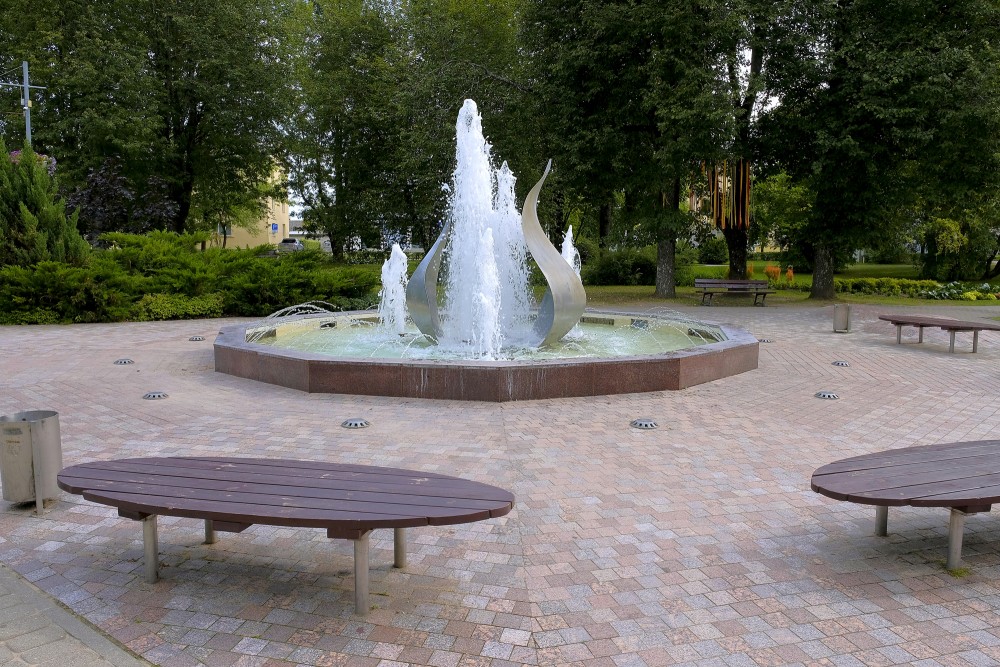 Fountain "Pakur, pakur...", The Central Square of Gulbene