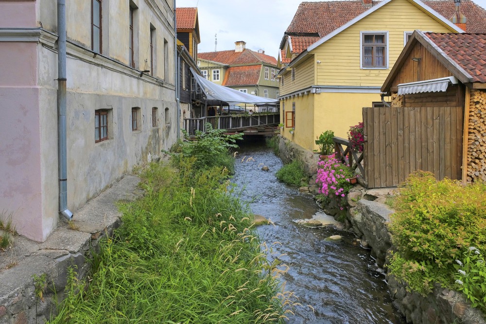 Alekšupīte pie Pasta ielas