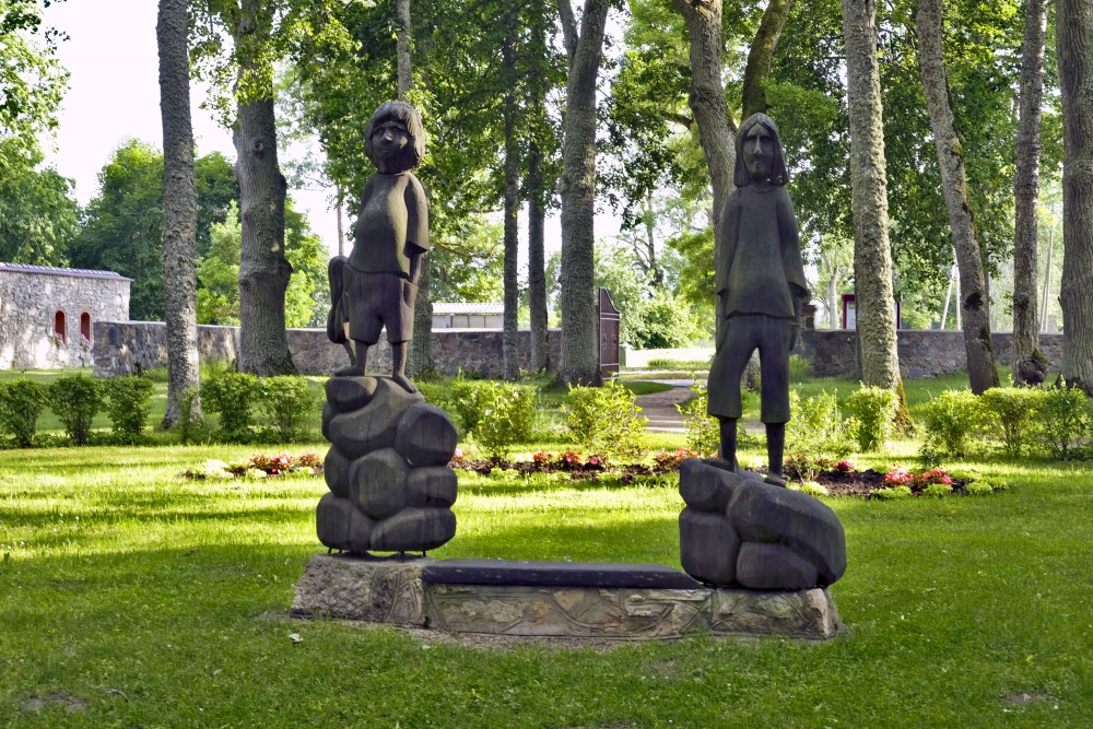 Janča un Marča skulptūras Vīgantes parkā