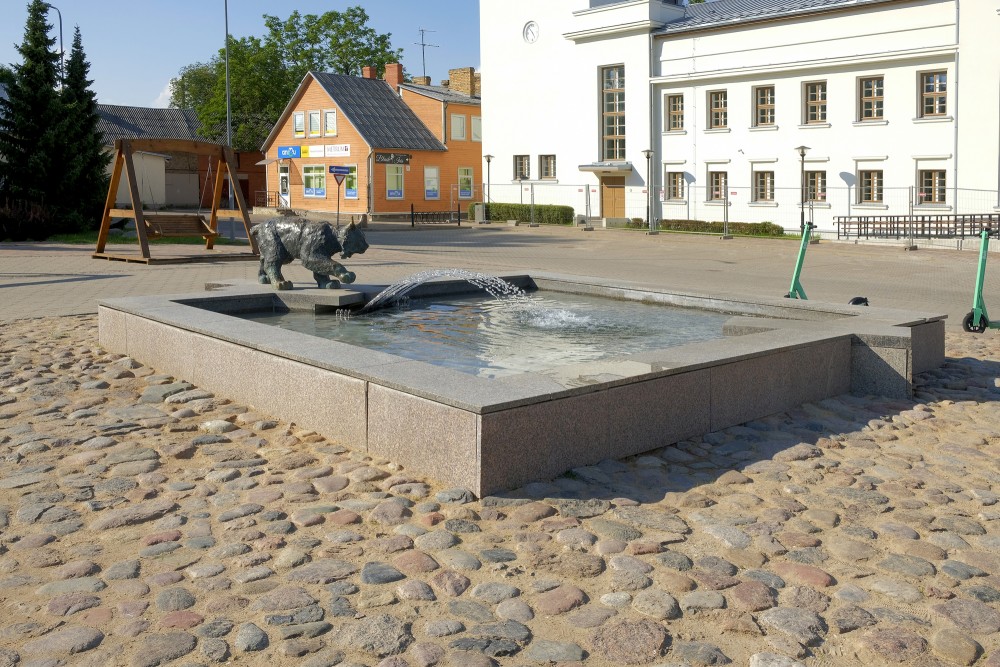 Lynx Sculpture in Jēkabpils Old Town Square