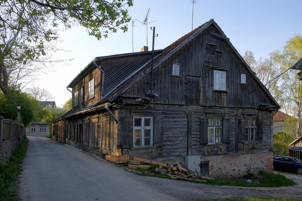 Old Town of Kuldīga, Upes street 7