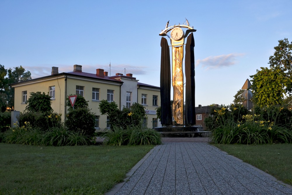 Skrunda. Pilsētas pulkstenis