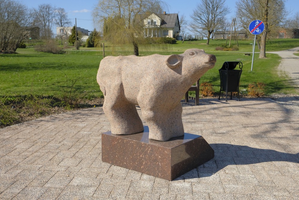 Stone sculpture "Calf", Jaunpils