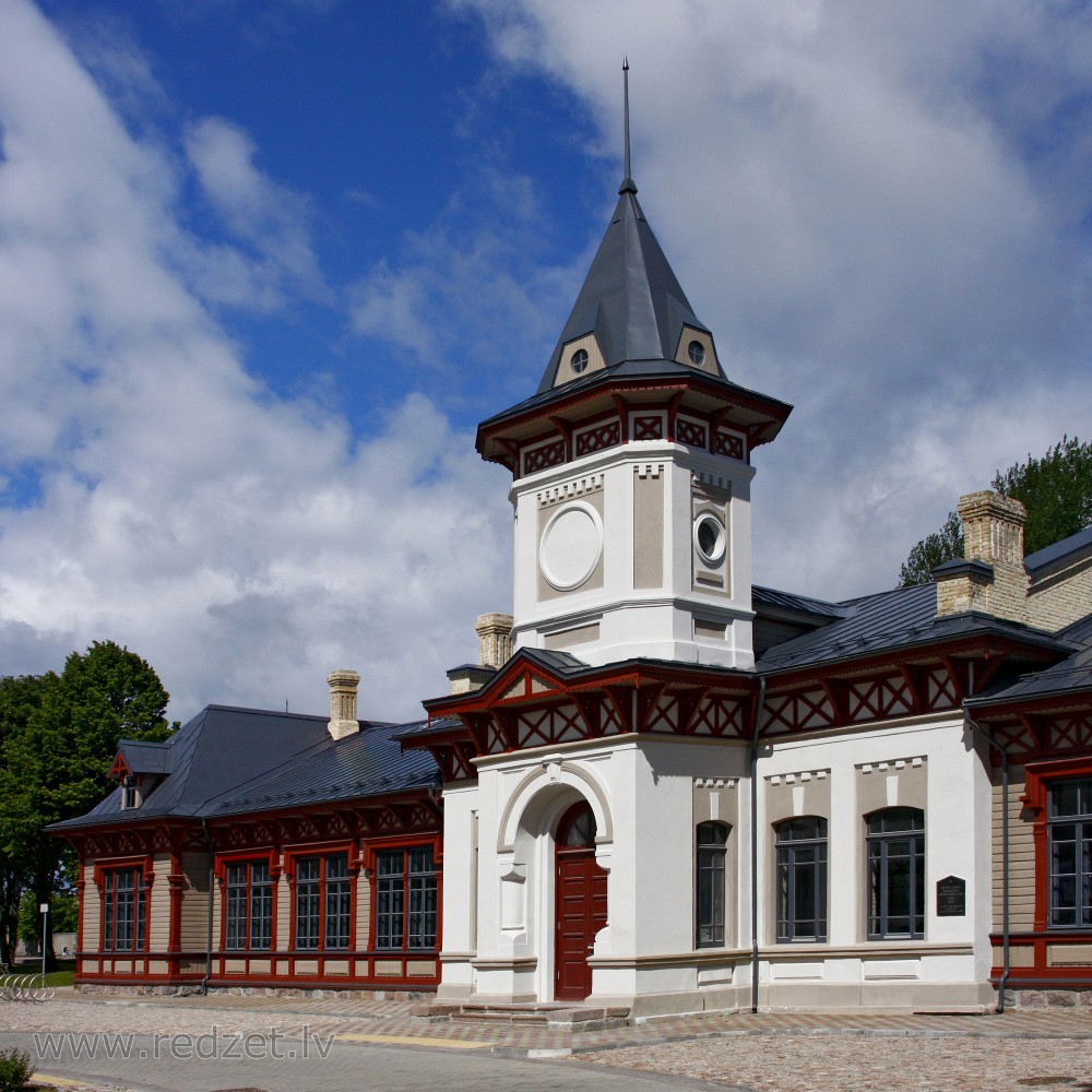 Dzelzceļnieku Street 1, Ventspils I Station, Latvia