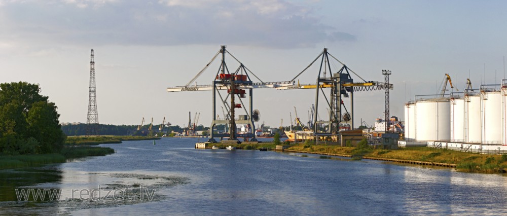 Ostas celtnis (krāns)