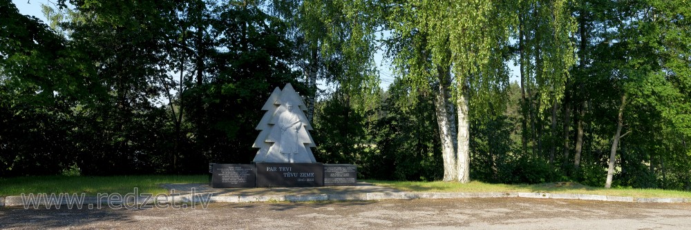 Piemiņas vieta nacionālās pretošanās kustības dalībniekiem pie Tirukšezera