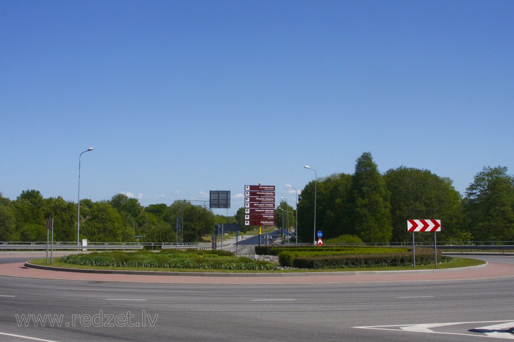 Apļveida krustojums Ventspilī